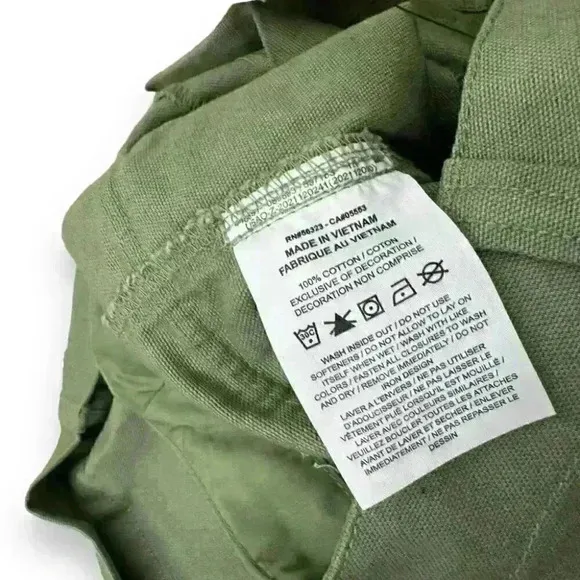 NWT Nike Life Women’s Woven Cargo Shorts Pockets Green Spring Streetwear W28