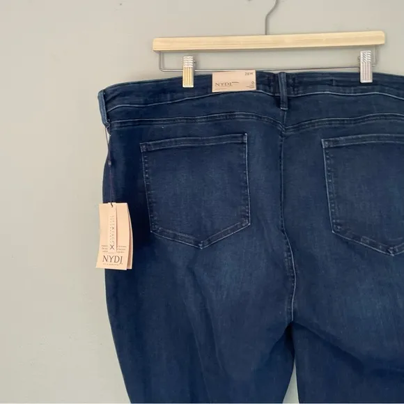 NWT NYDJ Barbara Bootcut Jeans in Grant Wash Women’s Size 28W