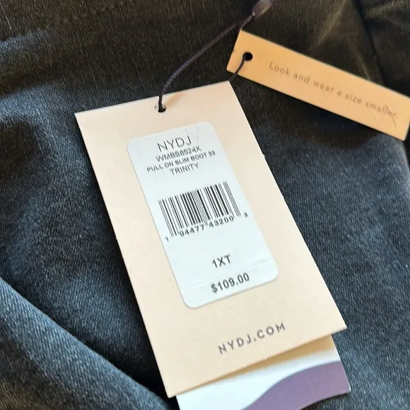 NWT NYDJ  Pull-On Slim Bootcut Jeans In Color Trinity Black SZ-1XT