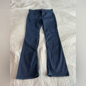 NYDJ Not Your Daughter’s Jeans Billie Mini Bootcut Size 12​​​​​​