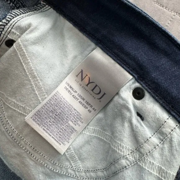 NYDJ Not Your Daughter’s Jeans Billie Mini Bootcut Size 12​​​​​​