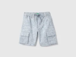 Outline Leaf Regular Fit Cargo Shorts