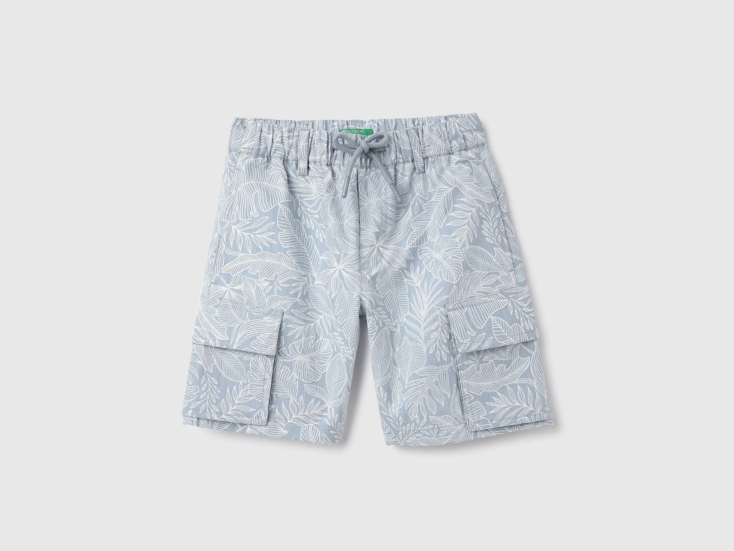 Outline Leaf Regular Fit Cargo Shorts
