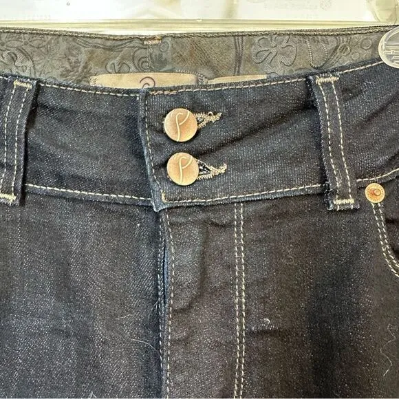 Paige Size 30 Hidden Hills Like New Bootcut, Dark Wash Mid-Rise, Stretch Jeans