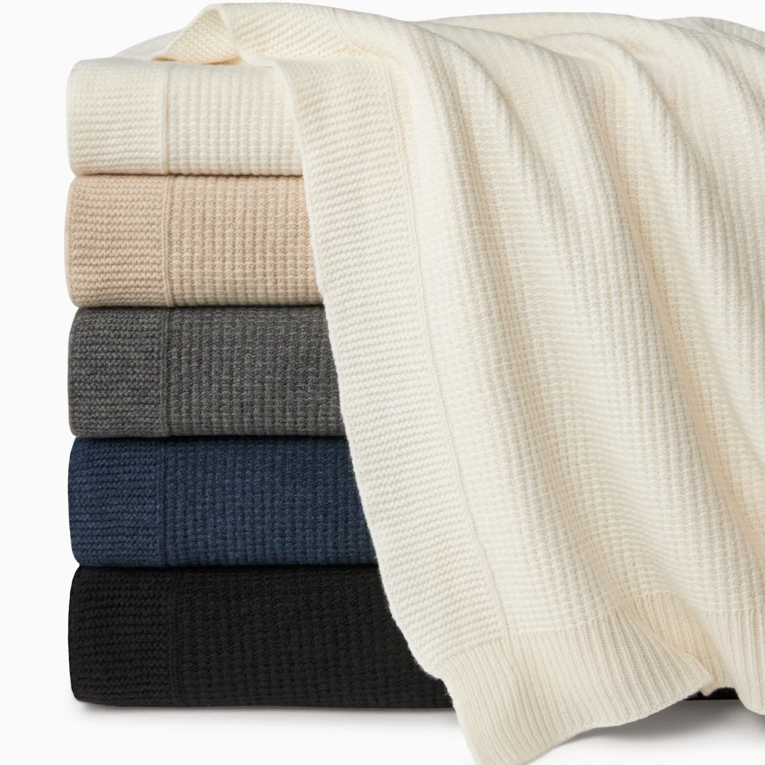 Pettra Throw