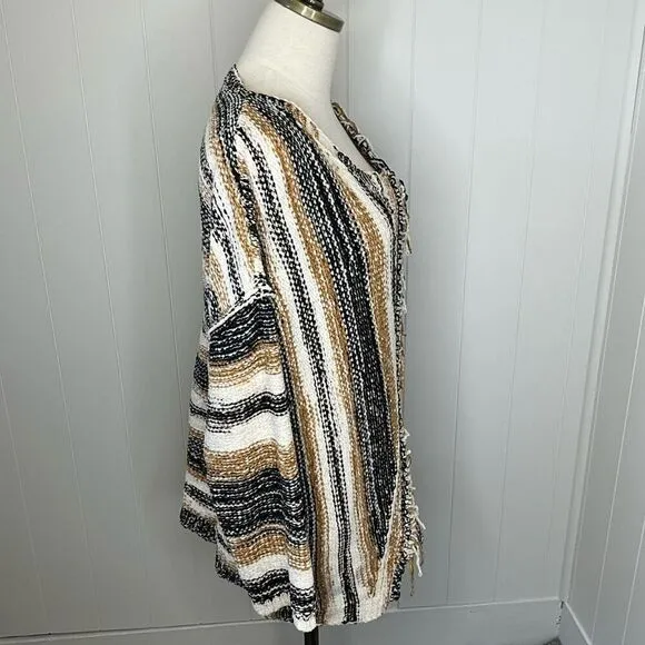 Pol Womens Oversized Small Sweater Black Cream Gold Frayed Seams Chunky NWOT