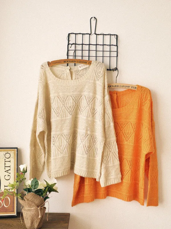 rear buttoned batsleeve loose sweater