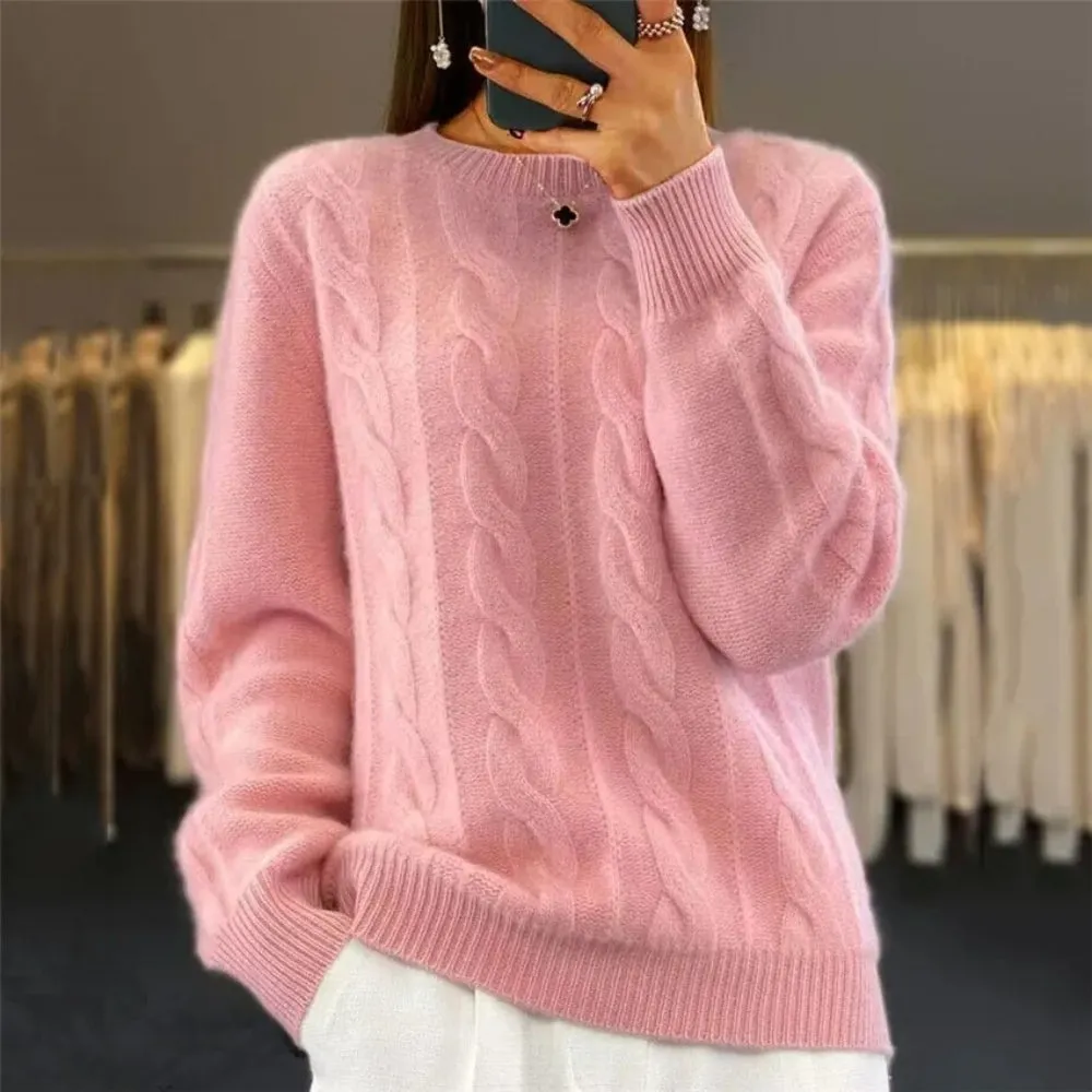 Rowy™ | Soft knitted sweater with cable pattern
