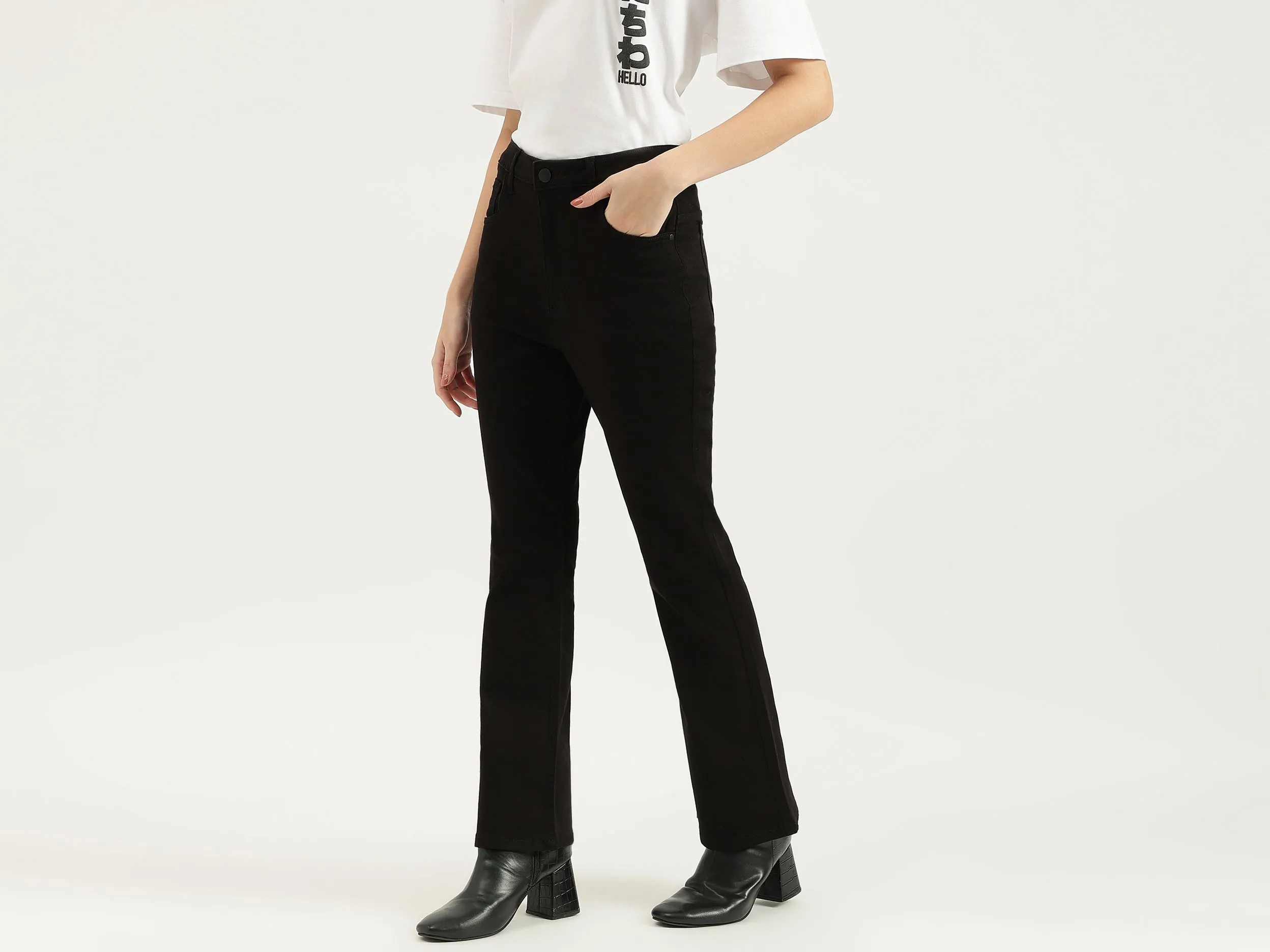 Solid Bootcut Fit Jeans