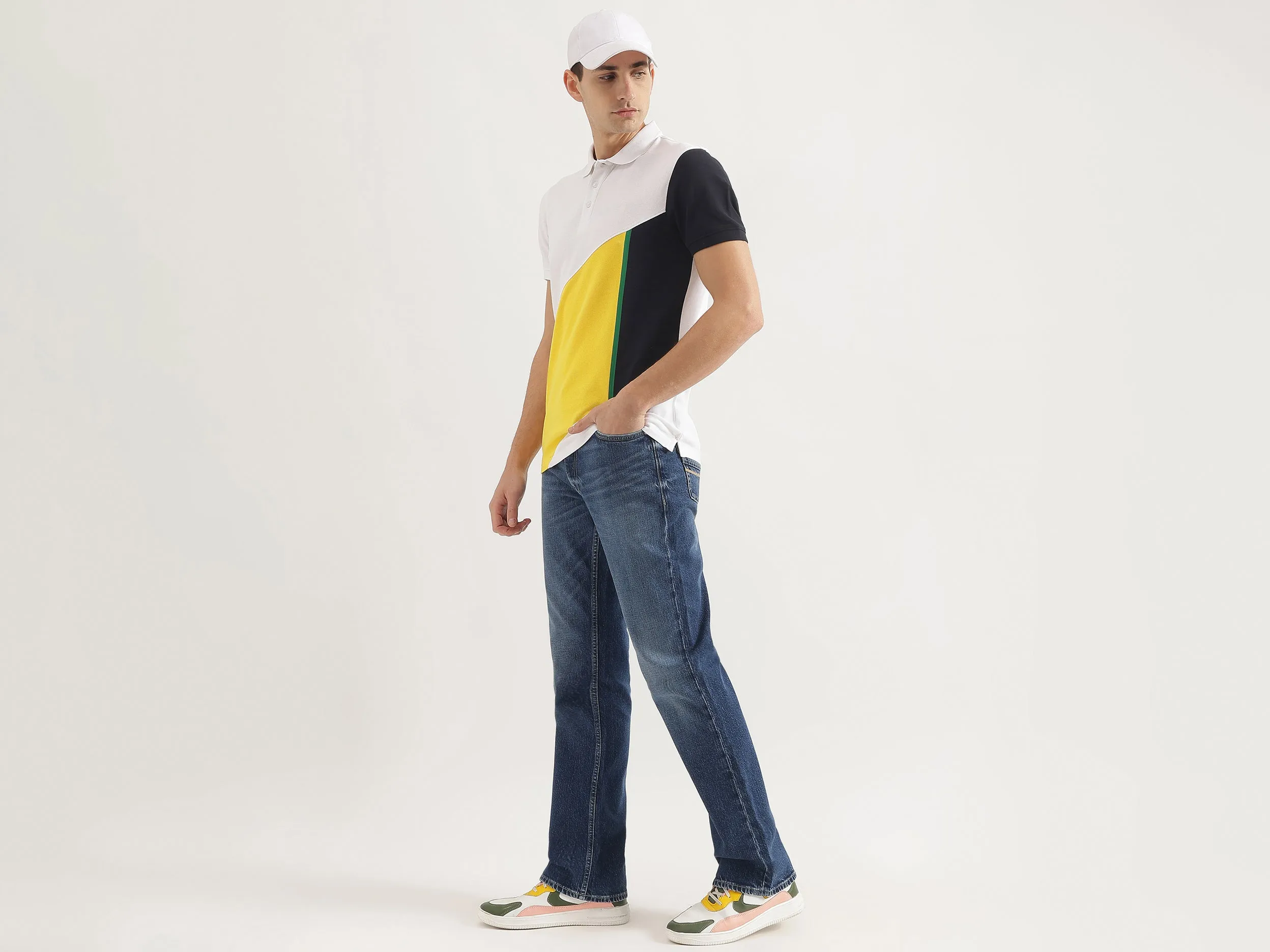 Solid Bootcut Fit Jeans