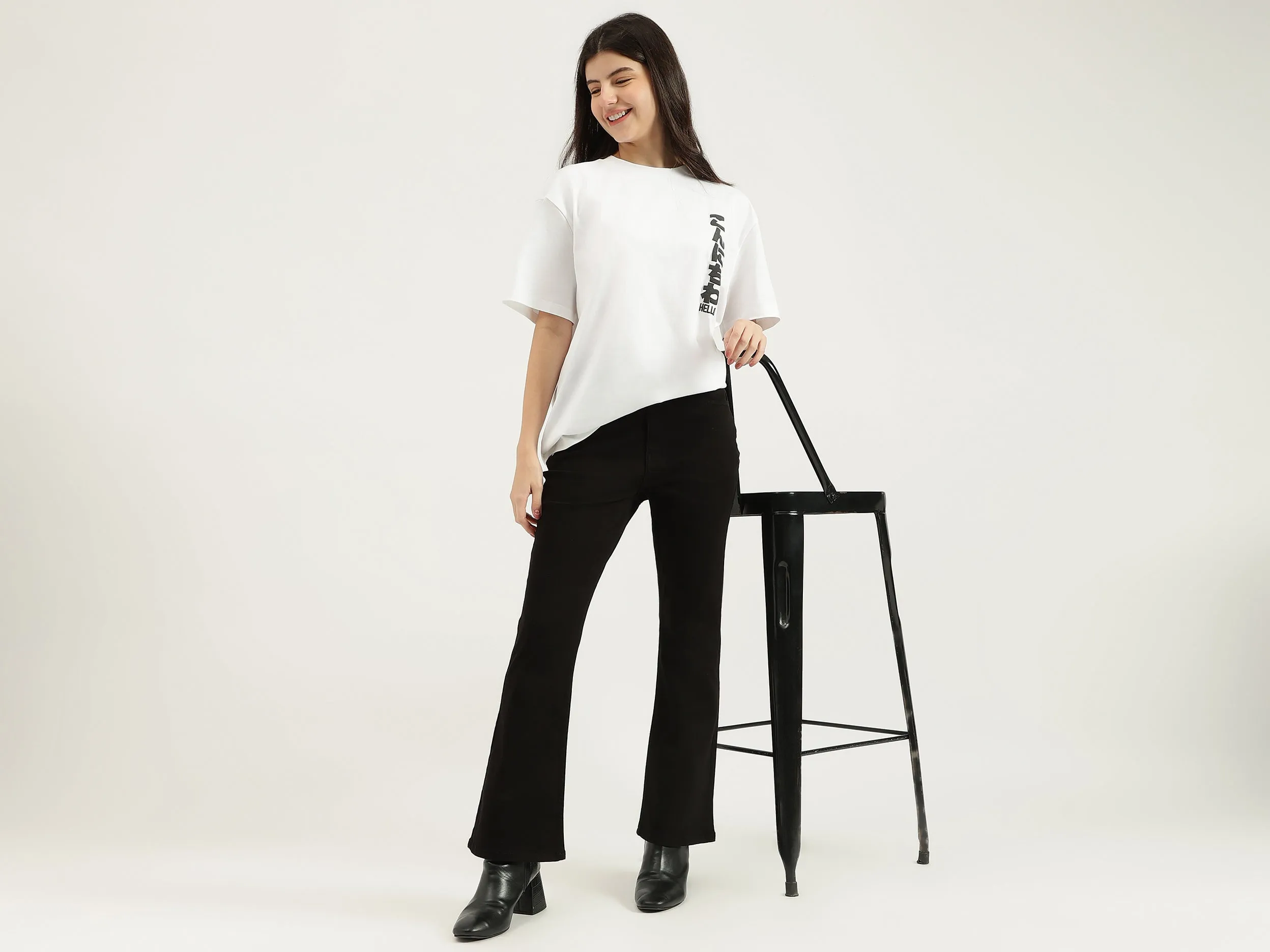 Solid Bootcut Fit Jeans
