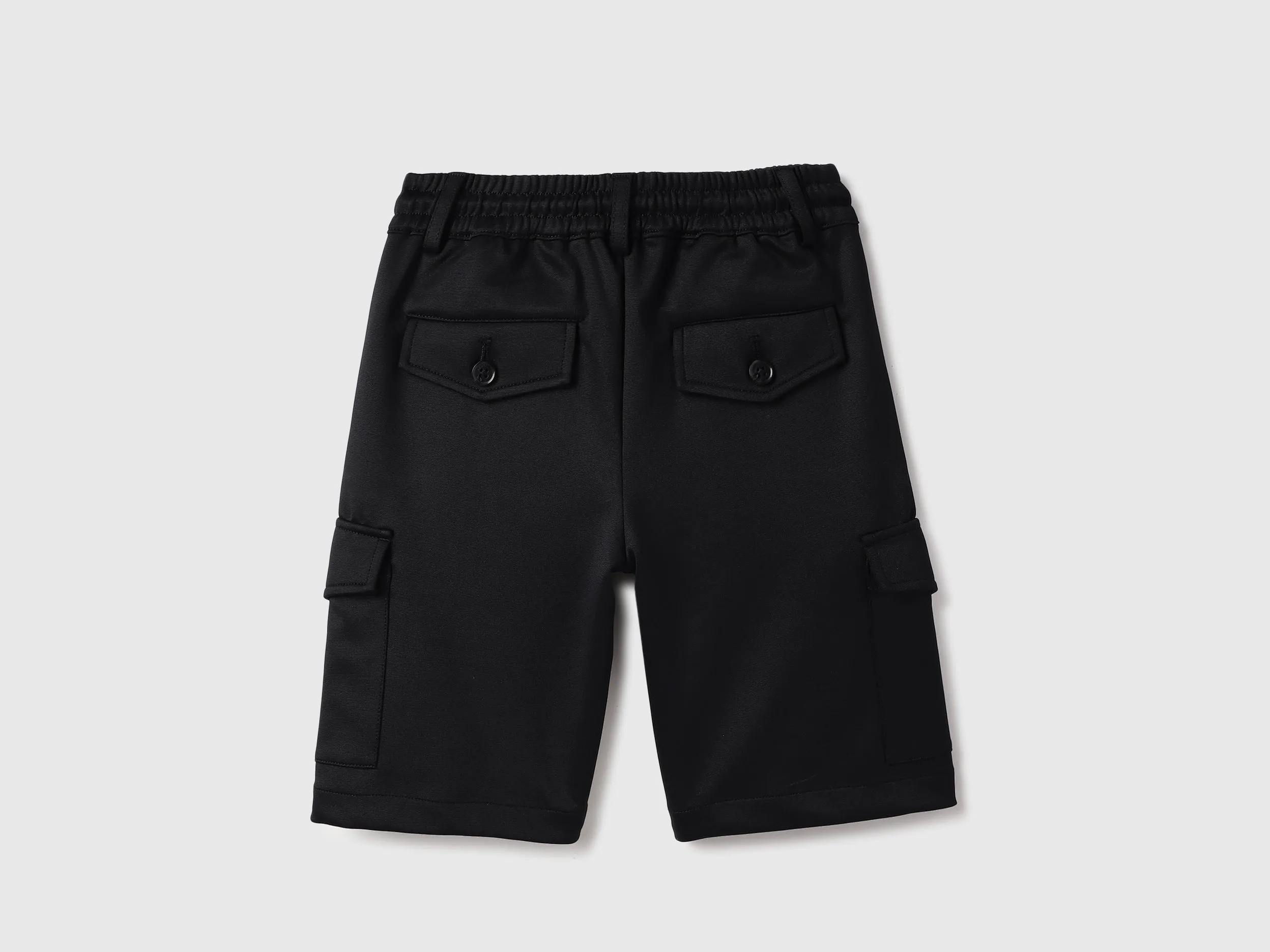 Solid Regular Fit Cargos Shorts