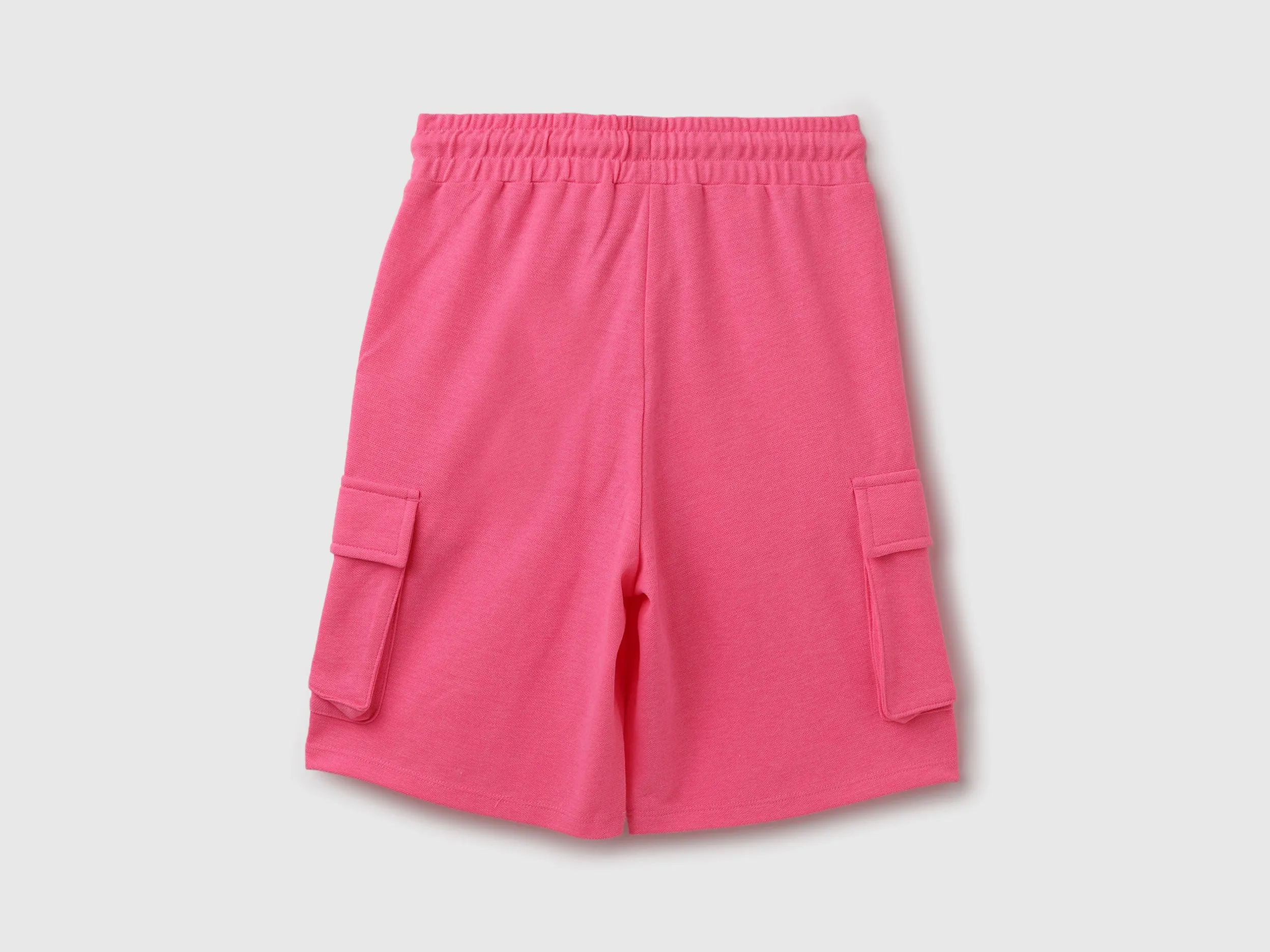 Solid Regular Fit Mid Rise Shorts