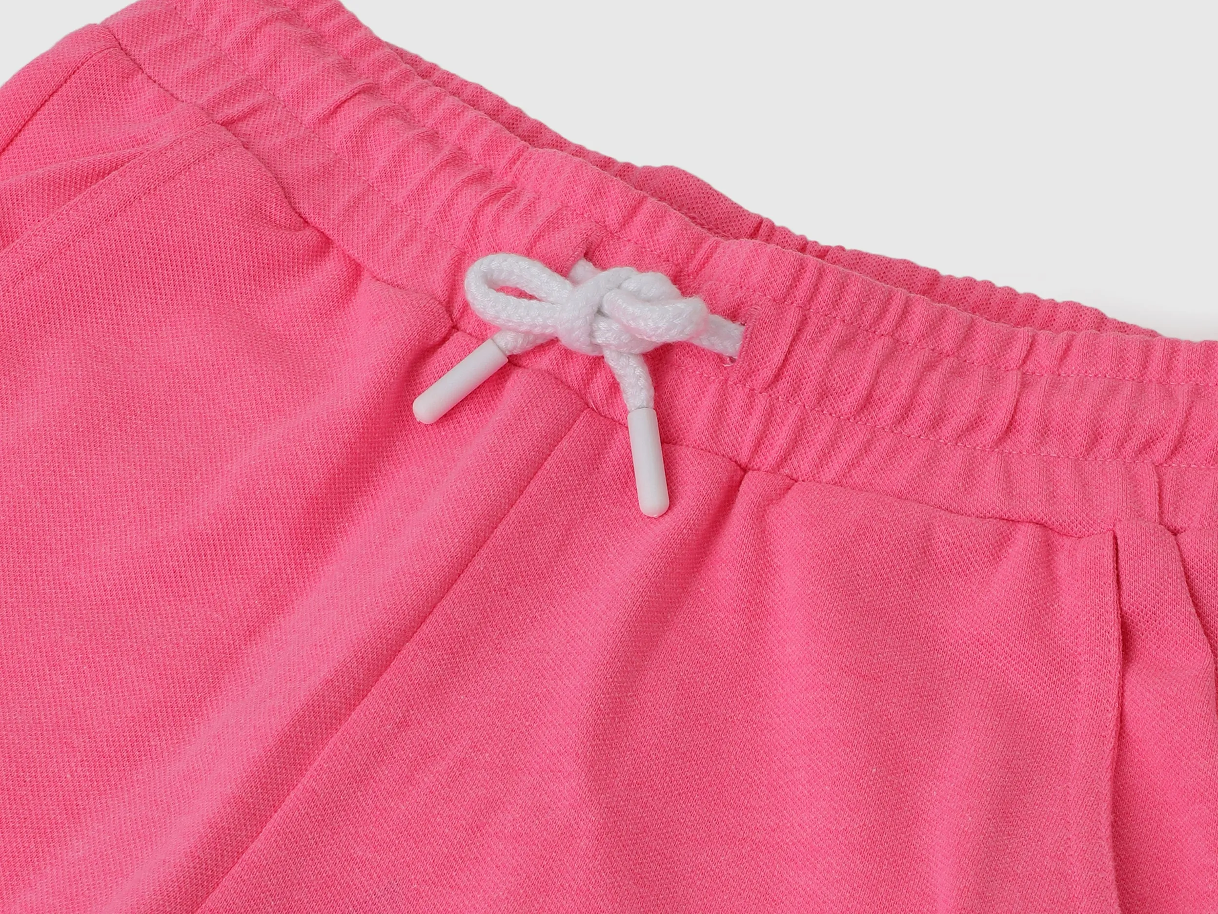 Solid Regular Fit Mid Rise Shorts