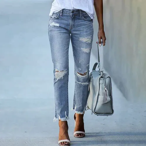 Taisia - lightweight summer trousers for women, ideal for warm days