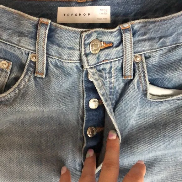 TOPSHOP Boot Cut High Rise Light Wash Ripped Knees Jeans