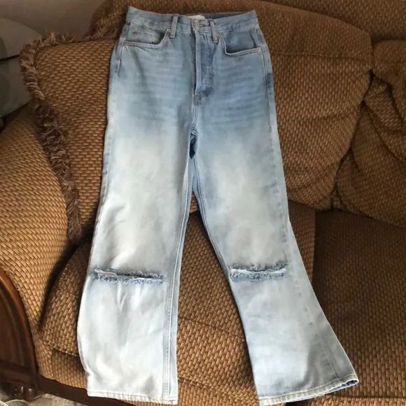 TOPSHOP Boot Cut High Rise Light Wash Ripped Knees Jeans