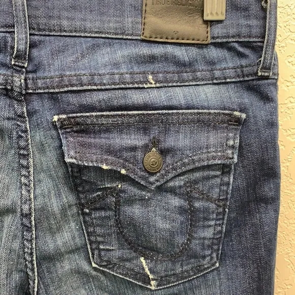 {True Religion} Becca Mid Rise Bootcut Dark Wash Jeans Size 28