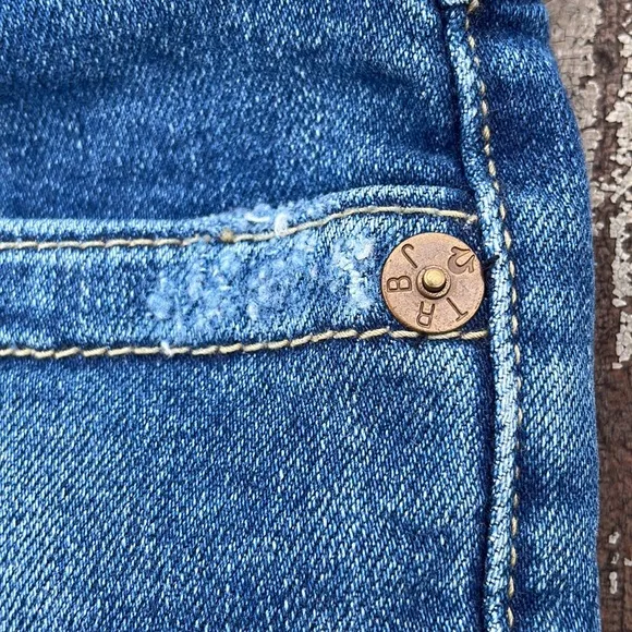 True Religion Brand Jeans SECTION JOEY CUT OFF Low Rise Distressed Shorts