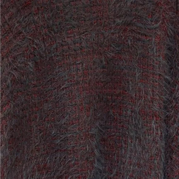 Urban Outfitters Women's Grey and Burgundy Sweater Small/Petite