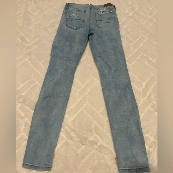 Women's/Teens American Eagle Ripped Jeans - Size 2