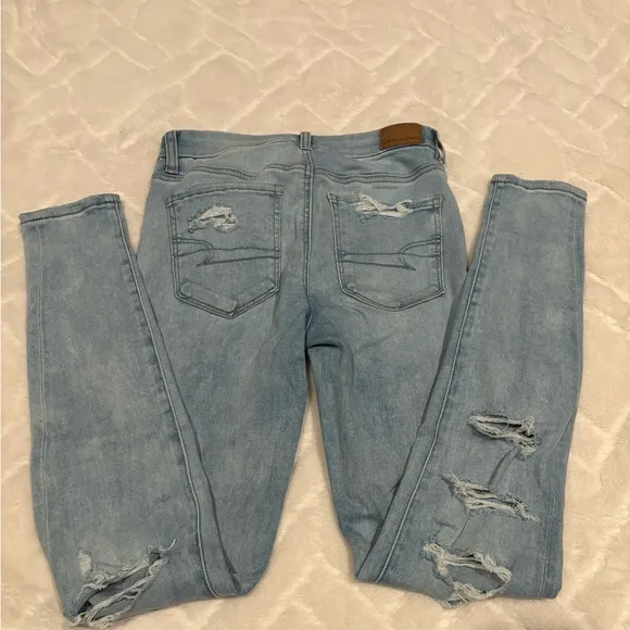 Women's/Teens American Eagle Ripped Jeans - Size 2