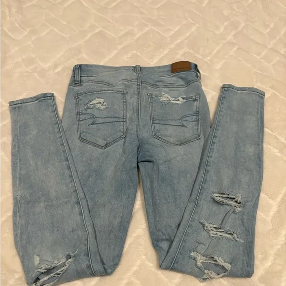Women's/Teens American Eagle Ripped Jeans - Size 2