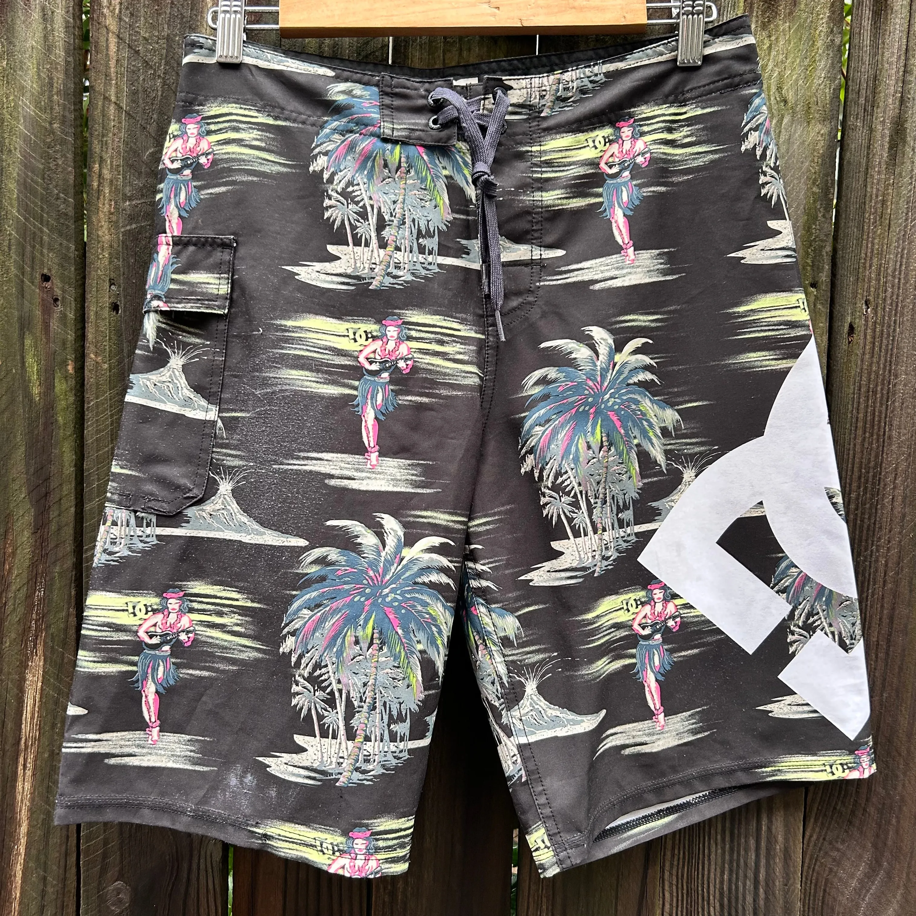 Y2K DC Boardshorts W30’