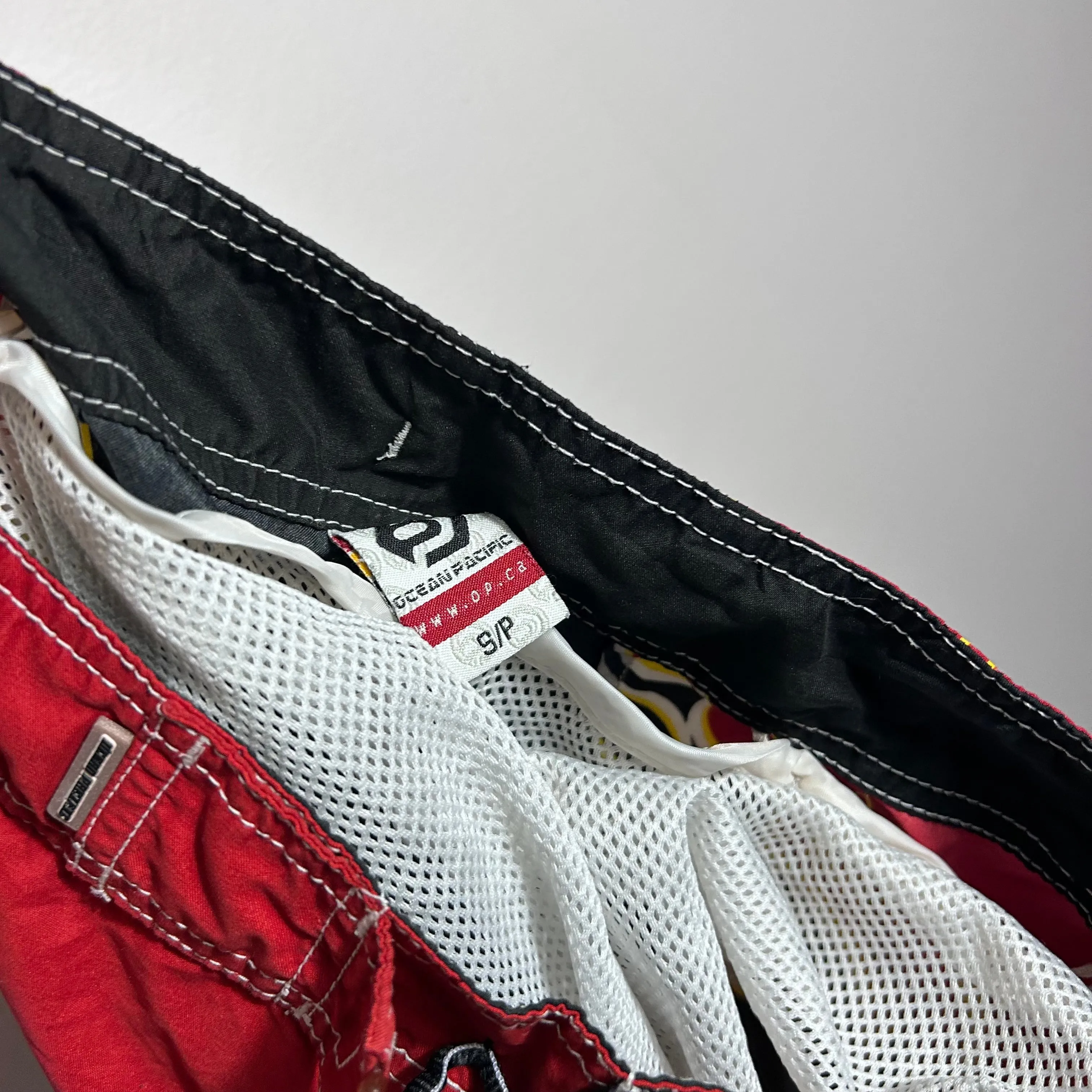 Y2K flame ocean pacific boardshorts W29’