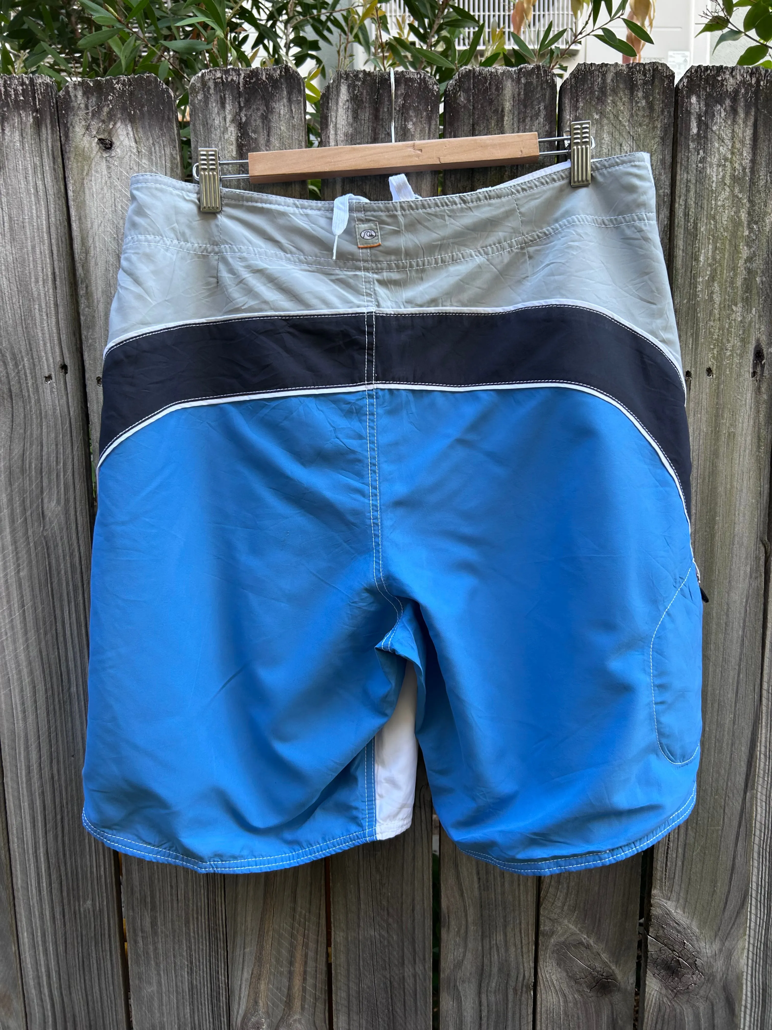 Y2K Quiksilver boardshorts W36’
